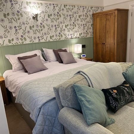Birchleigh Guest House Grange-over-Sands Esterno foto