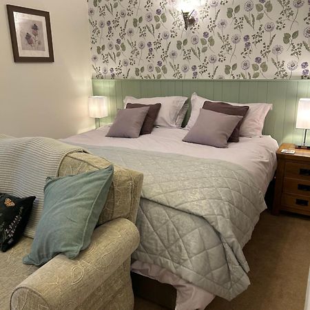 Birchleigh Guest House Grange-over-Sands Esterno foto