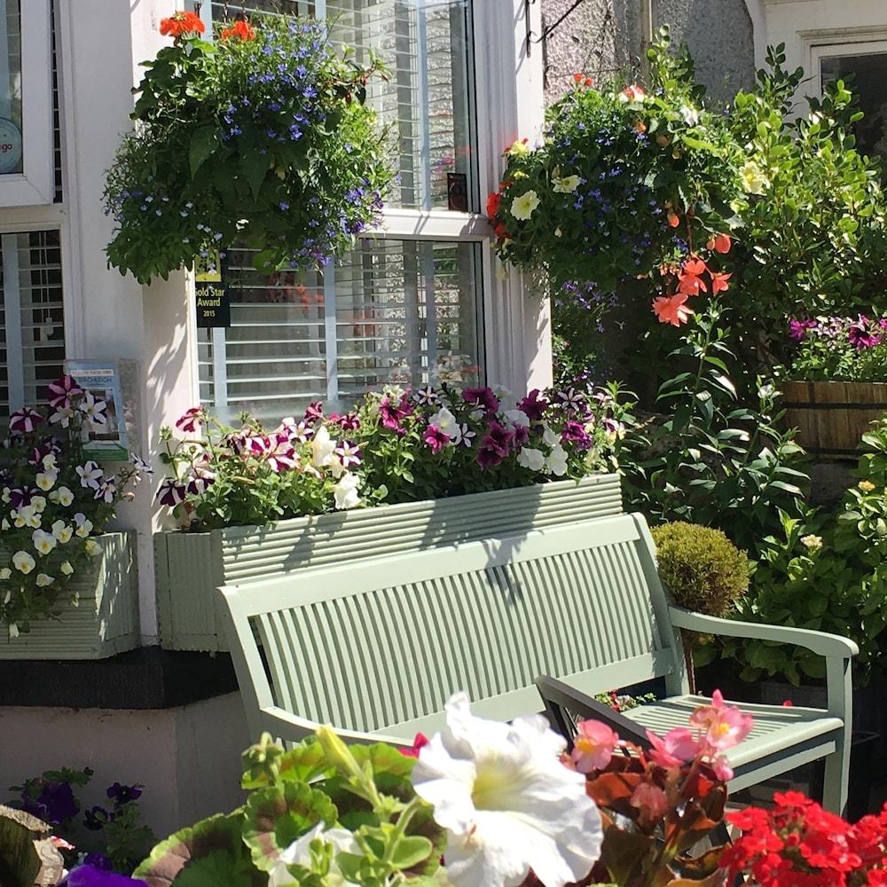 Birchleigh Guest House Grange-over-Sands Esterno foto