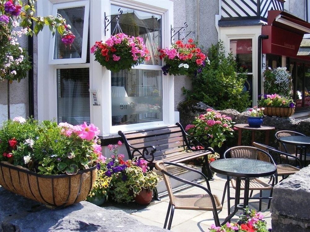 Birchleigh Guest House Grange-over-Sands Esterno foto