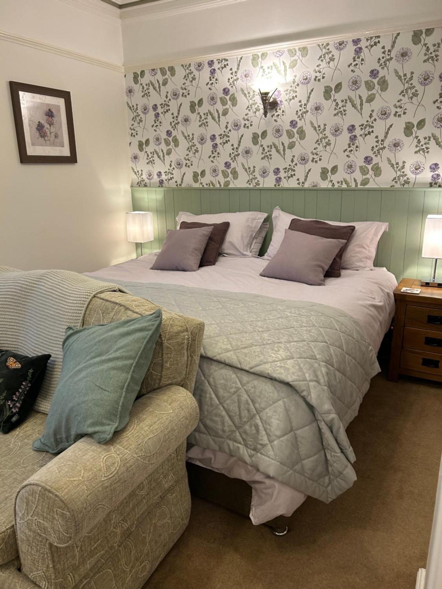 Birchleigh Guest House Grange-over-Sands Esterno foto