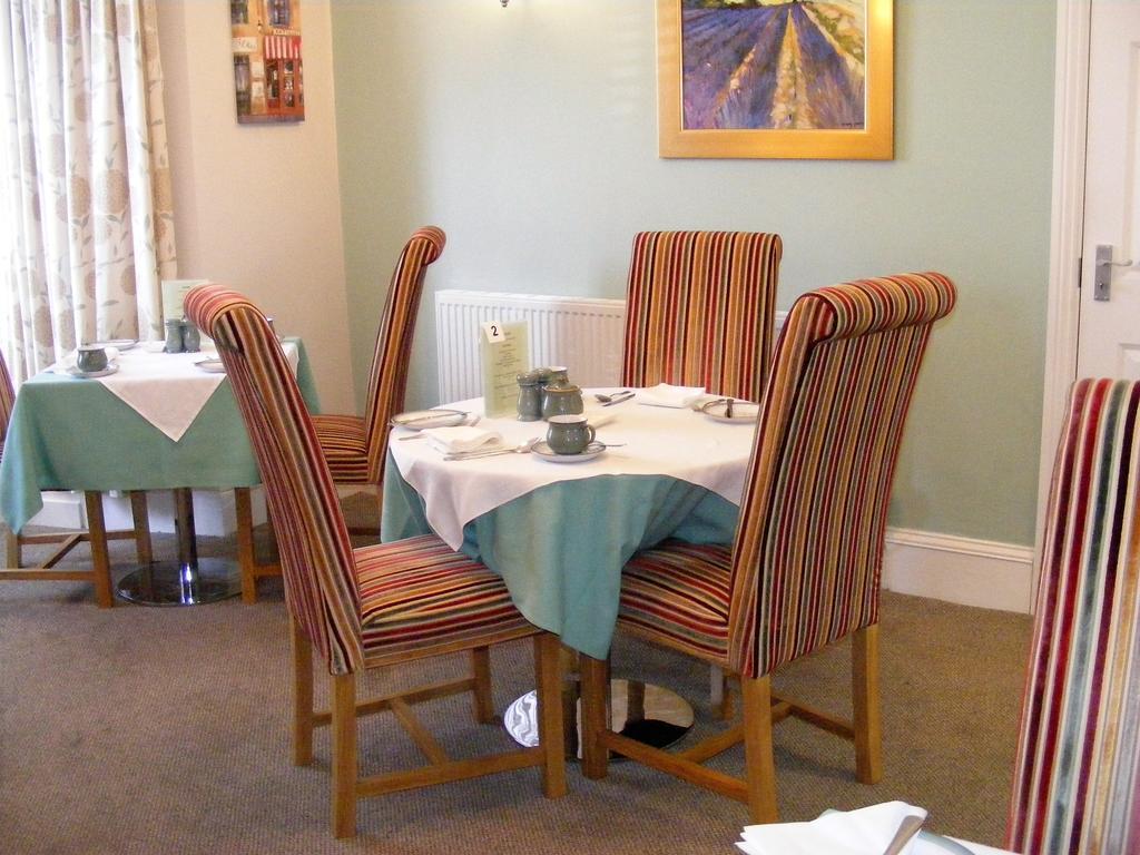 Birchleigh Guest House Grange-over-Sands Esterno foto