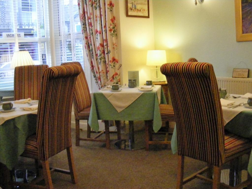 Birchleigh Guest House Grange-over-Sands Esterno foto
